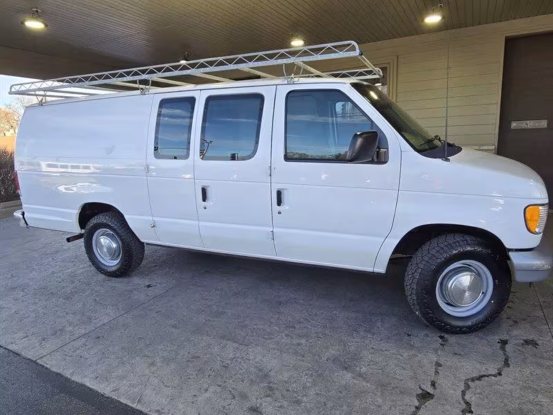 2001 Ford Econoline - 1FTNS24281HB24544 - Image #1